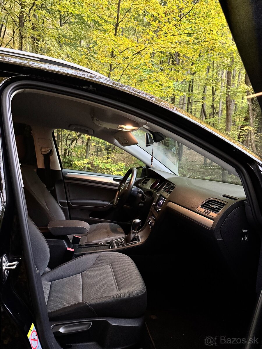 VW Golf 7 - Variant Highline 1.6tdi DSG - 9