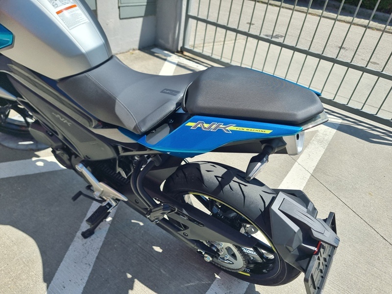 CFMOTO 125NK - 9