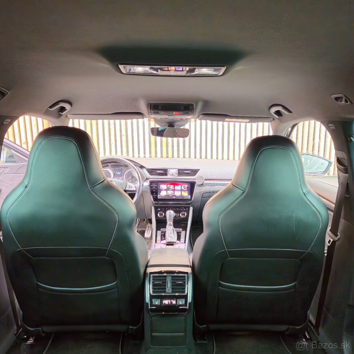 Škoda Superb 2.0 TDI Sportline DSG - 9