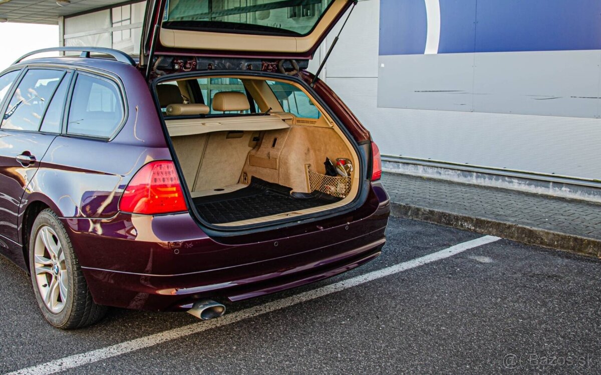 BMW Rad 3 Touring 320d xDrive A/T - 9