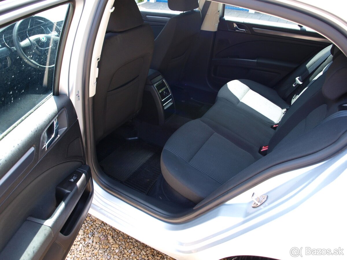 Škoda Superb 1.4 TSI Elegance - 9