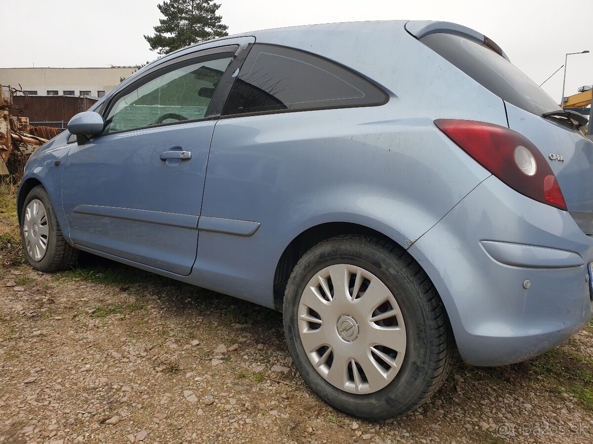Opel Corsa D zadné svetlá - 9