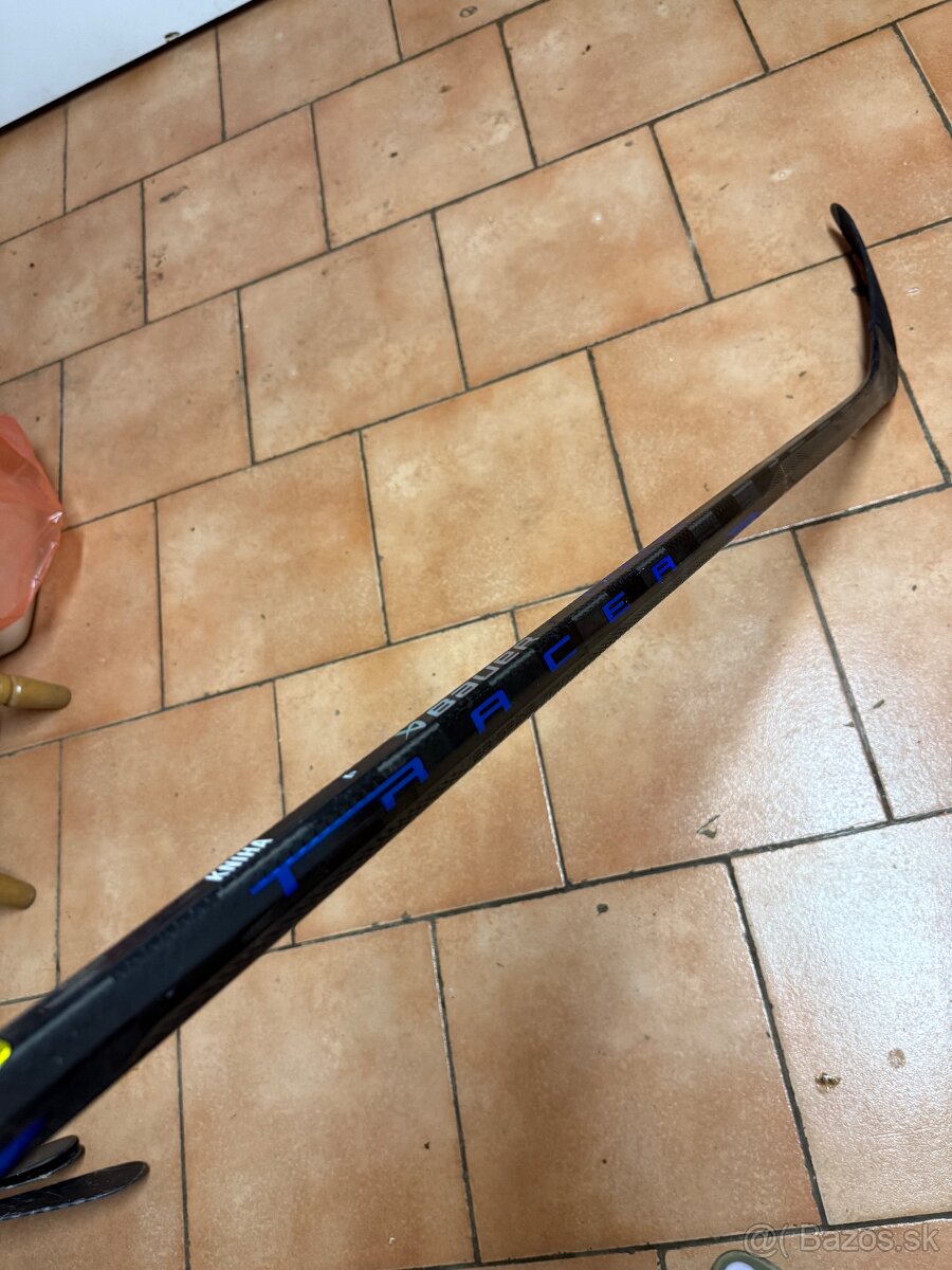 Spájané hokejky - 9