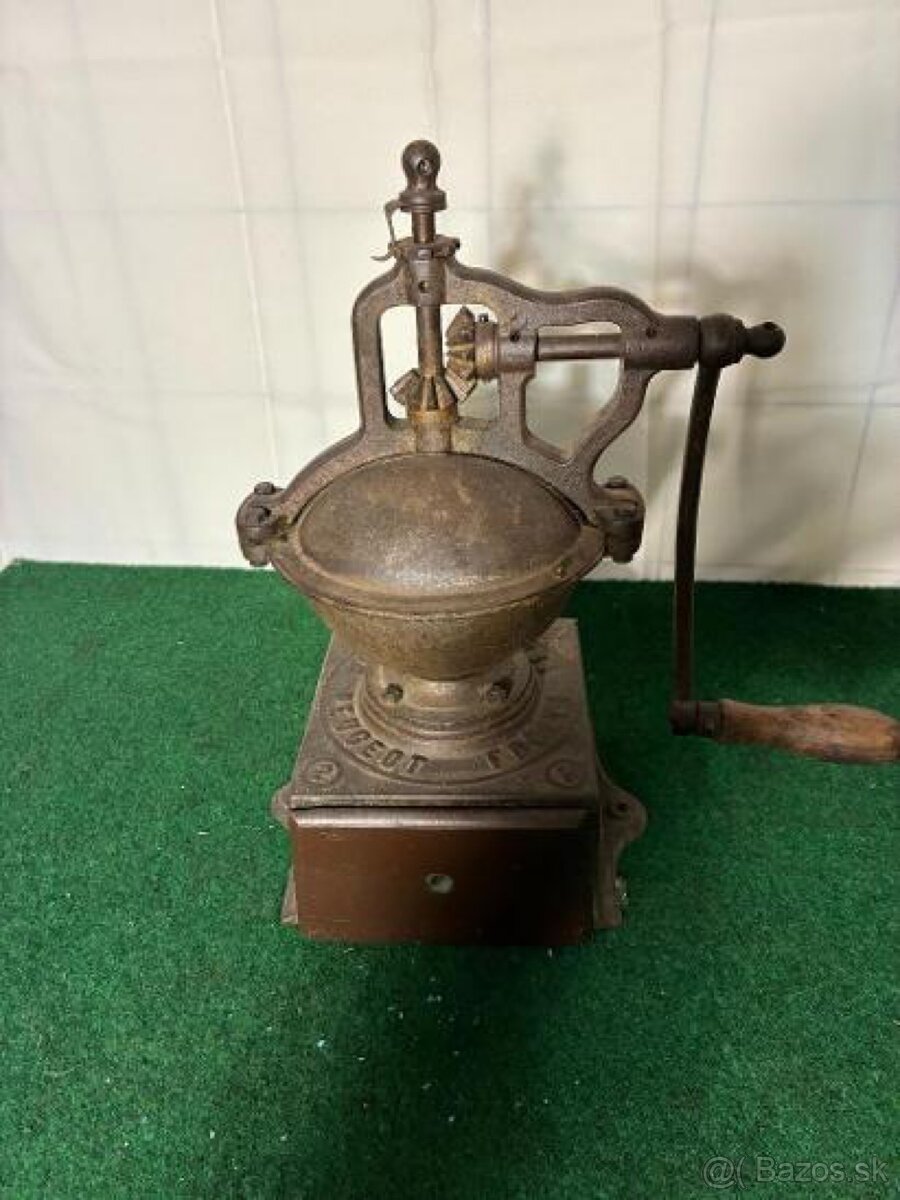 Starožitný mlynček peugeot - 9