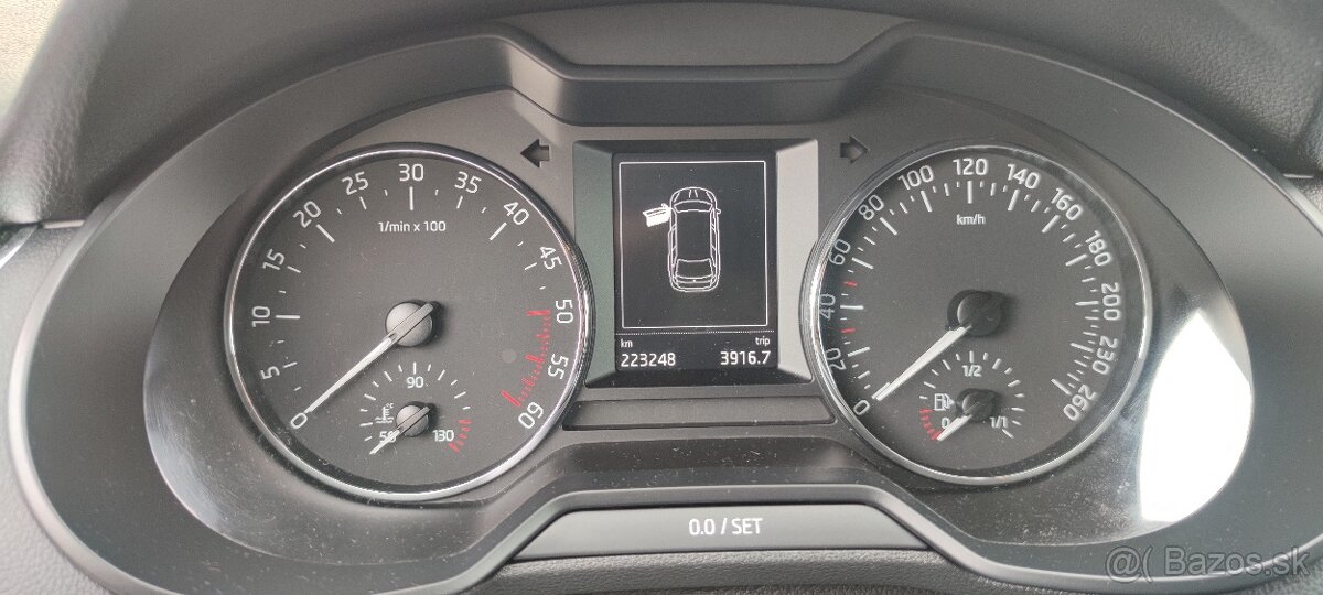 Škoda Octavia 2.0 TDI 110 - DSG - 9