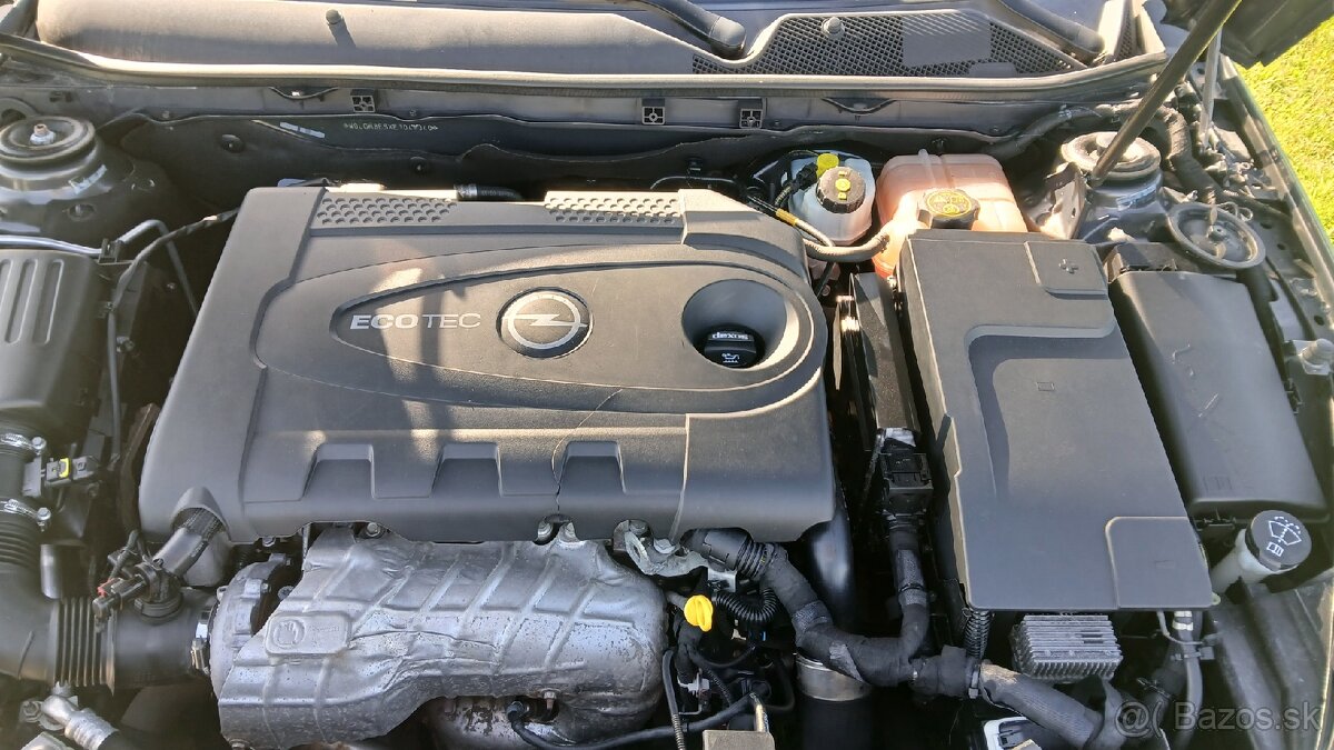 Opel Insignia Facelift - 9