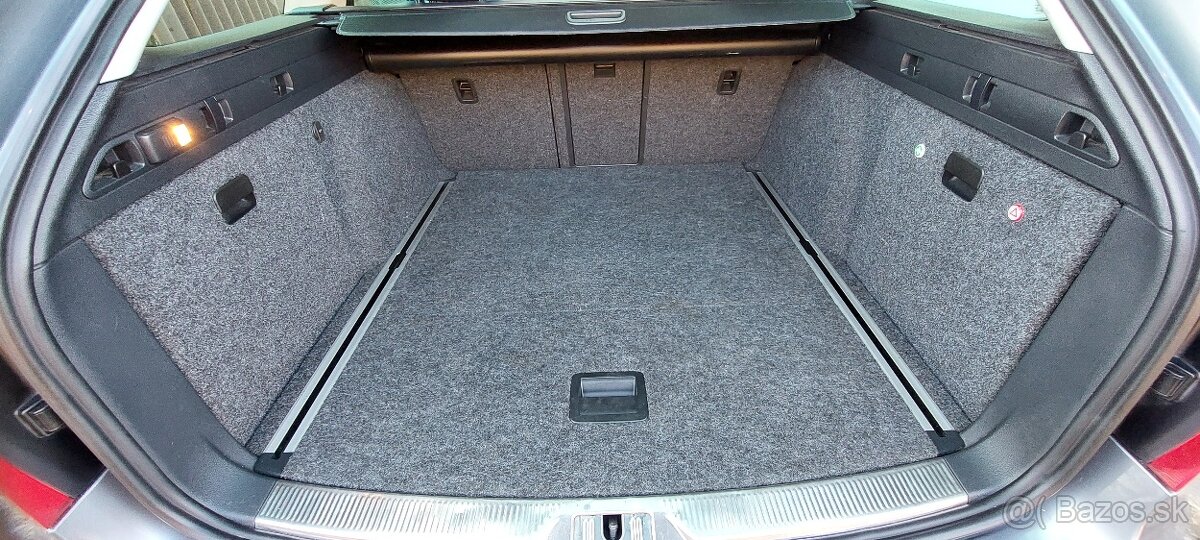 Škoda Superb Combi 2.0 TDI CR 4x4 170k Elegance - 9