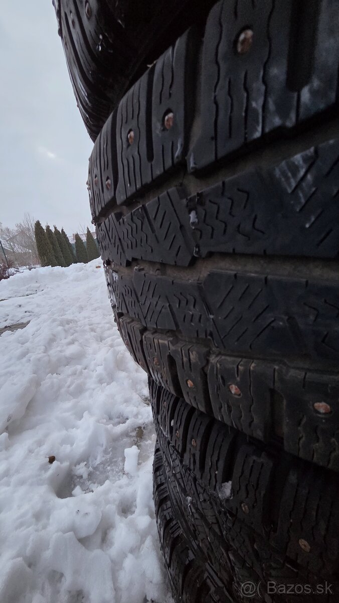 Michelin pneumatiky s hrotmi 225/60 r16c - 9