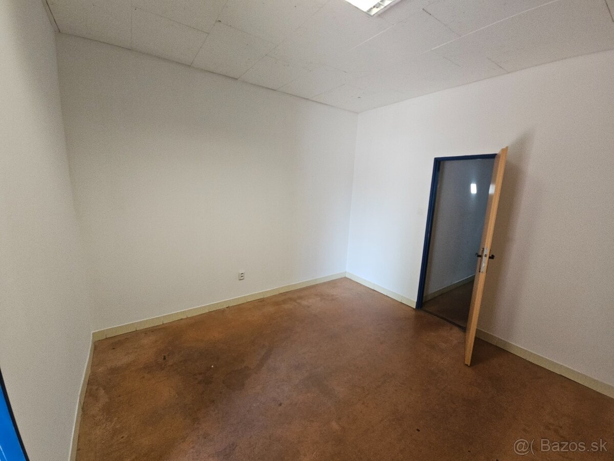 Výrobná/skladová hala, Bytča - 9
