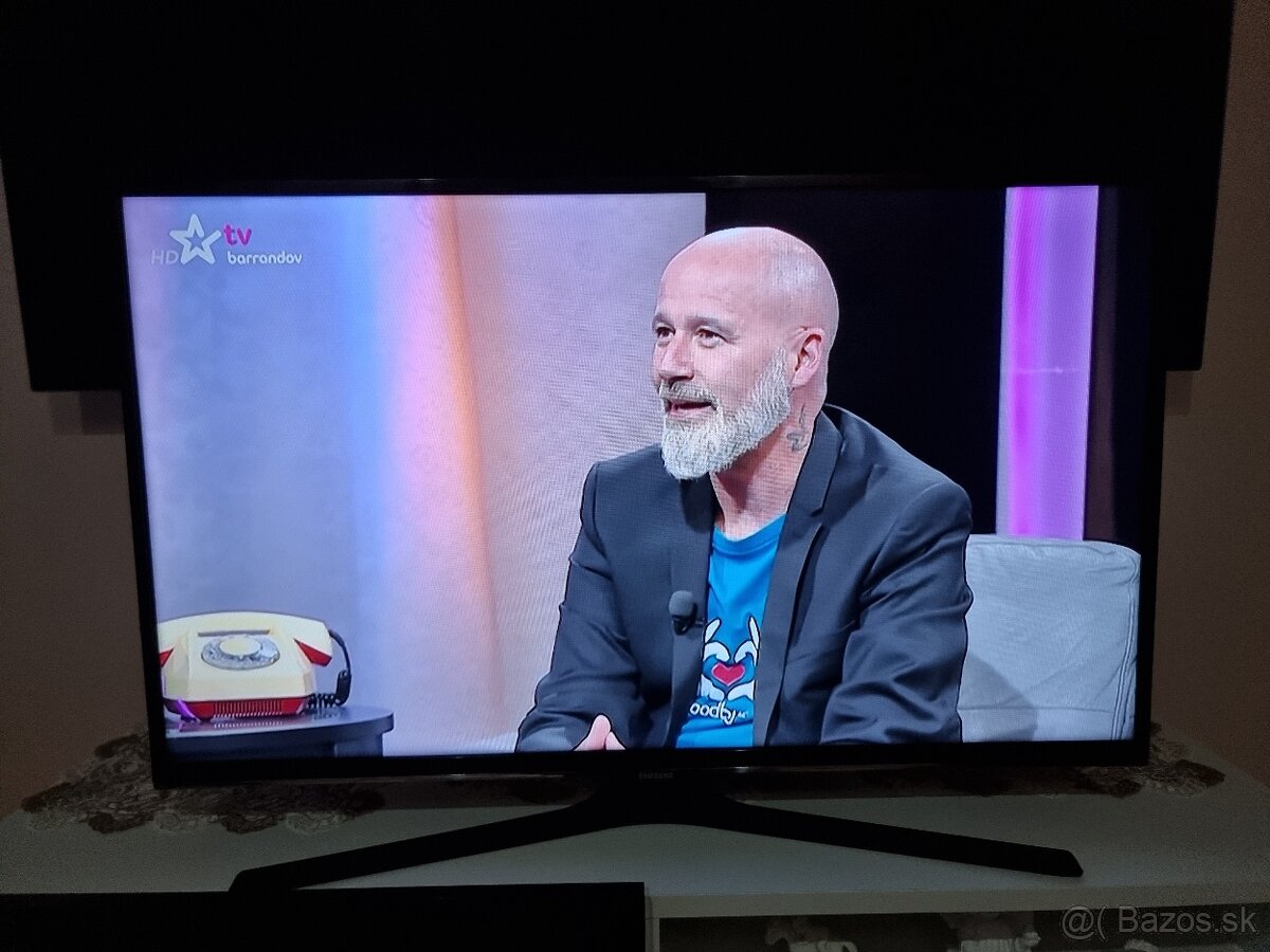 Predám FLAT SMART LED TV Samsung UE32J5572SU Full HD s Wi-Fi - 9