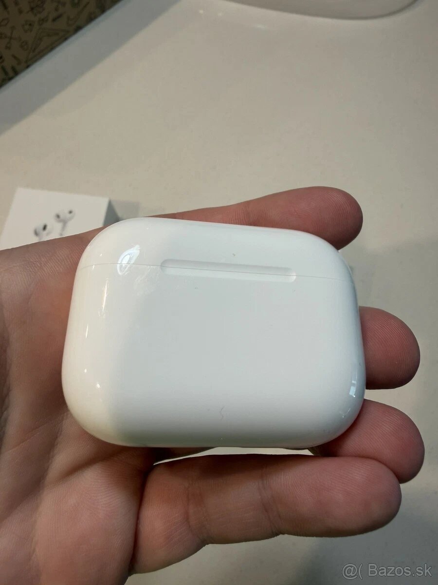 Nové, nepoužívané Apple AirPods Pro 3 - 9