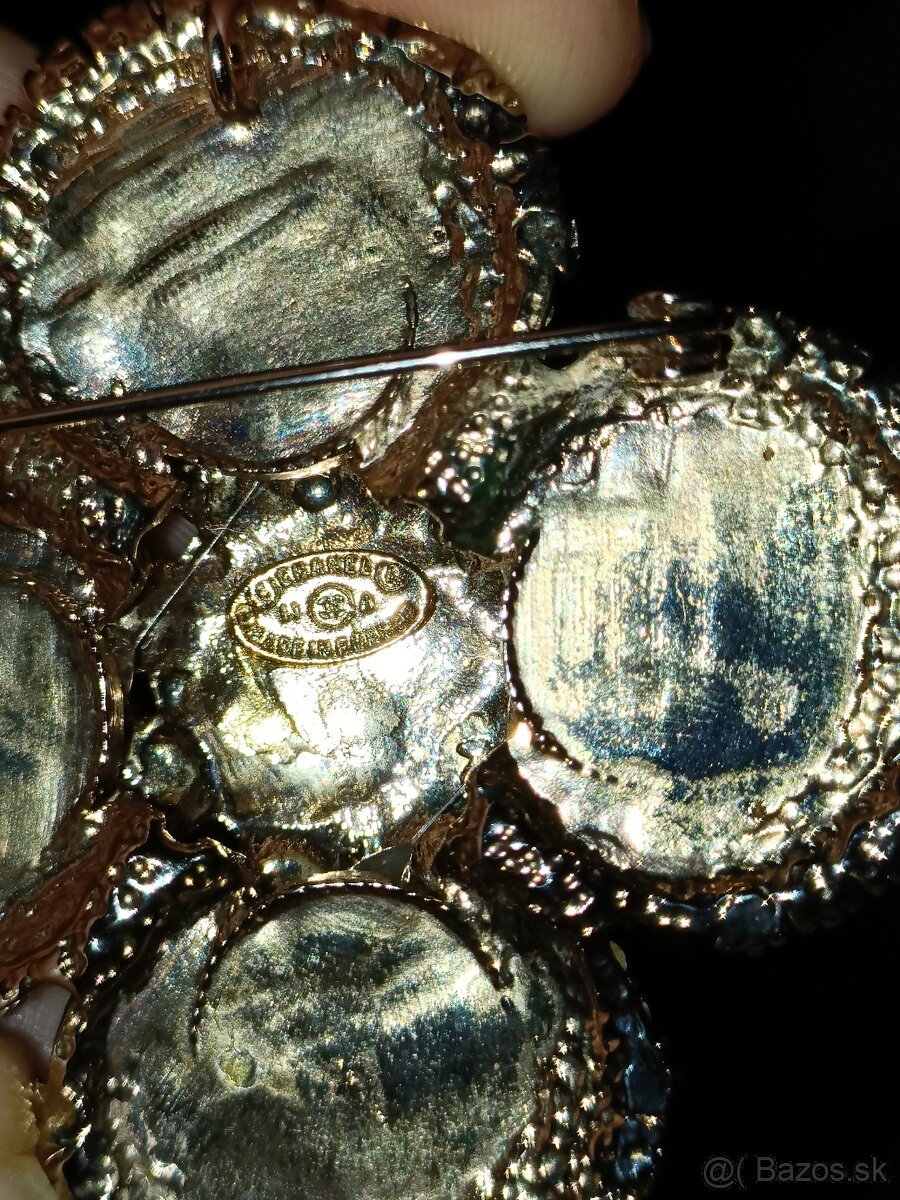 Stará brošňa Chanel - 9