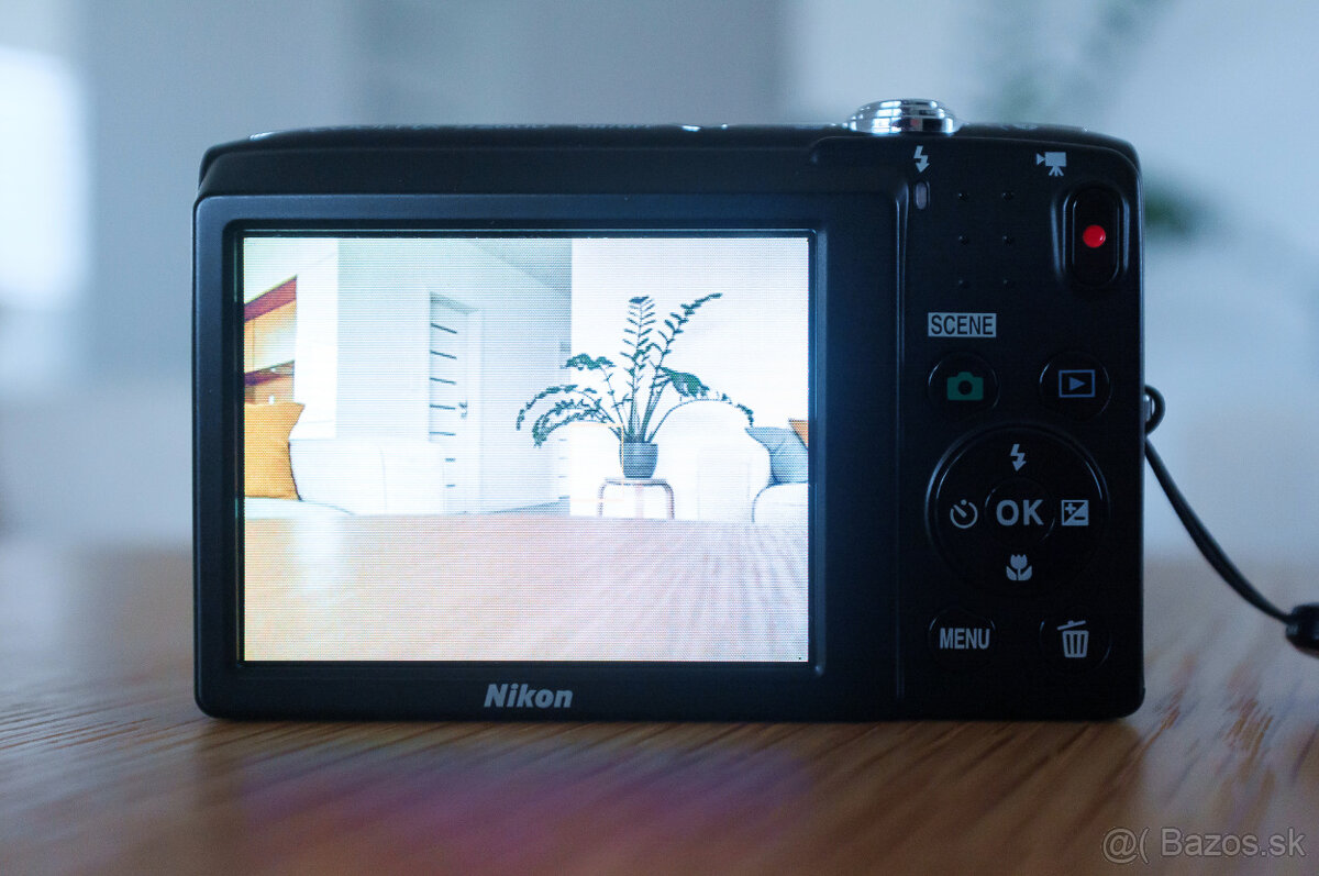 Nikon Coolpix S2800 - 9