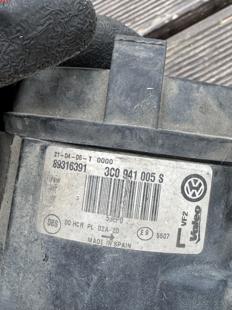 Svetlo Passat B6 predné práve a ľavé - 9