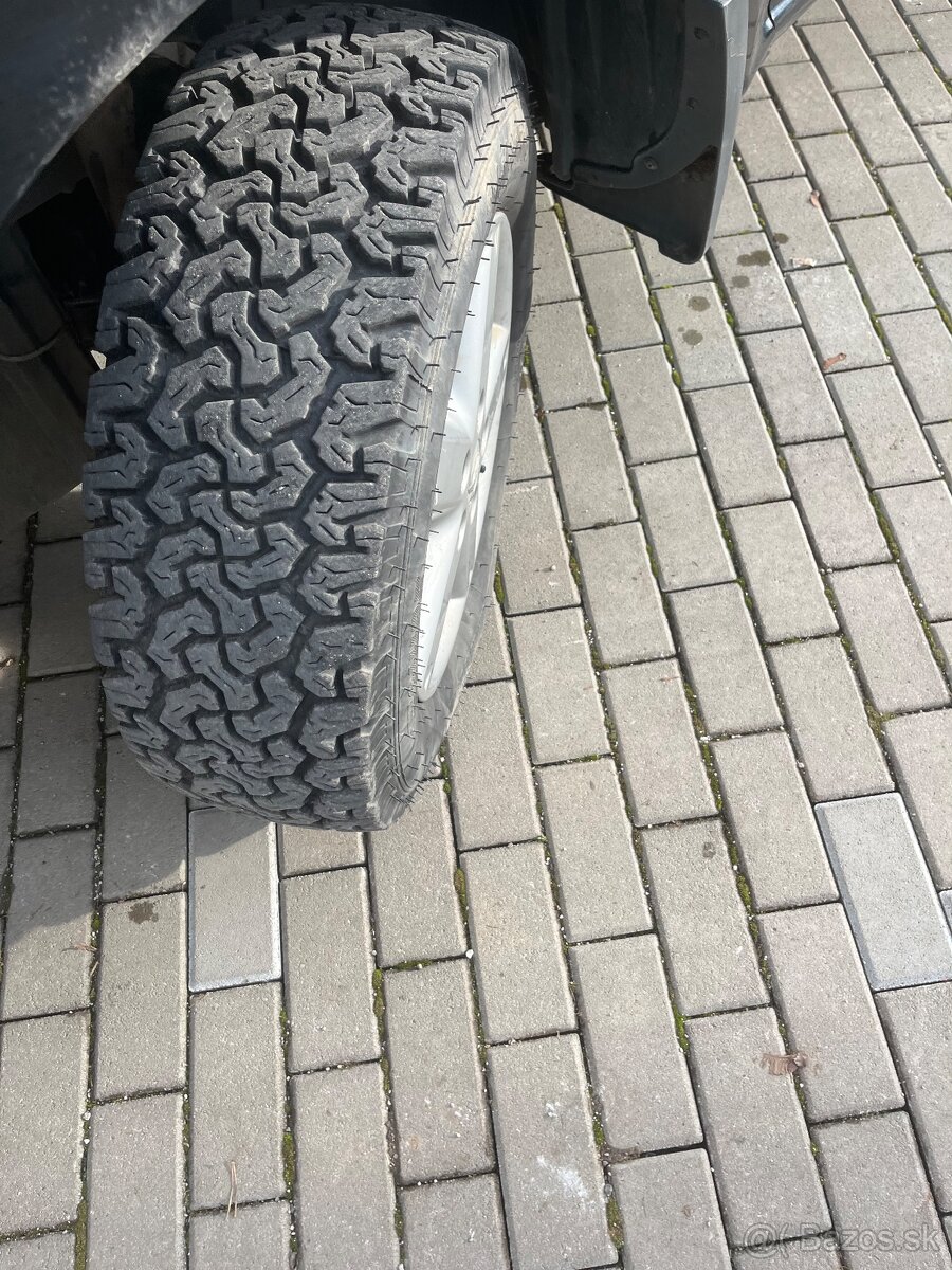 Predám Nissan X-Trail T30 2.2 dCi 4x4 - 9