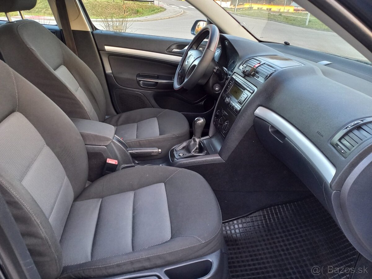 Škoda Octavia Combi 1.9 TDi,77Kw,R.v.2008 - 9