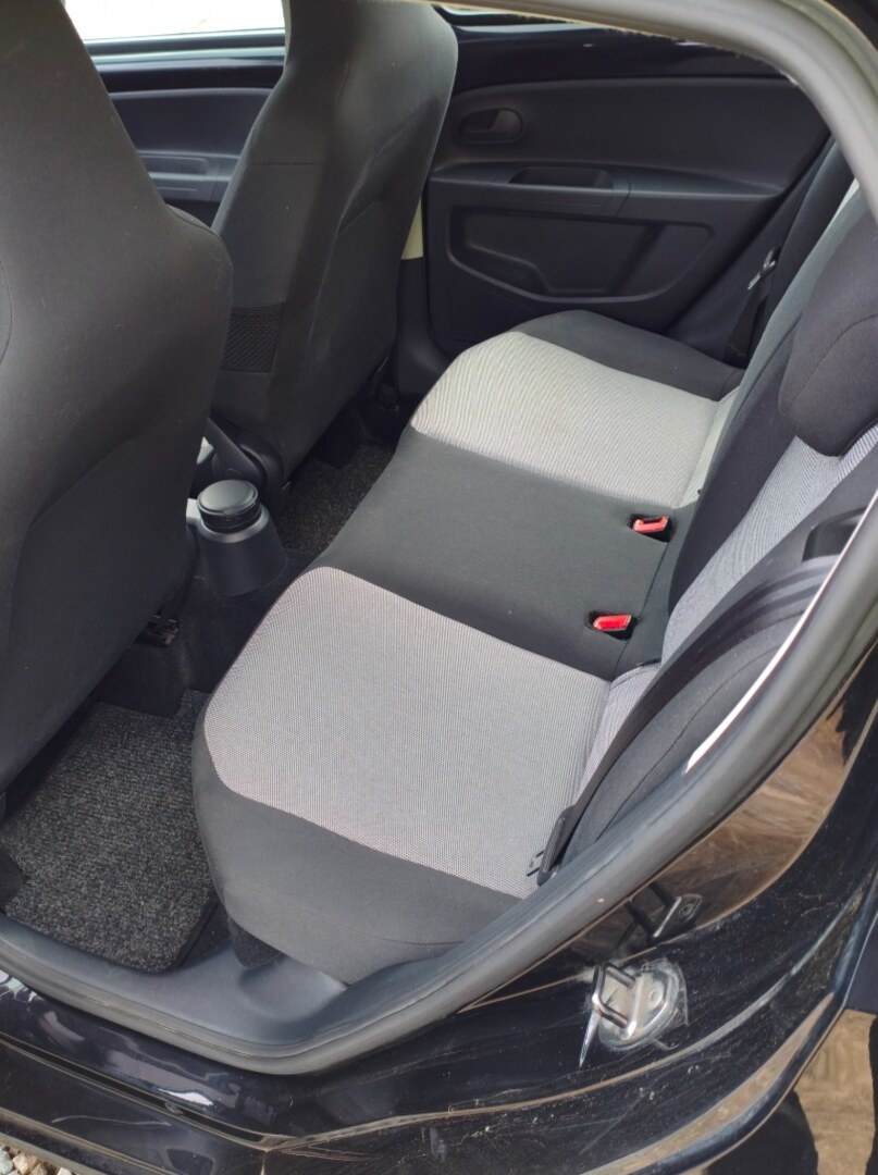 Škoda Citigo 1.0 MPI černá 5dv - 9