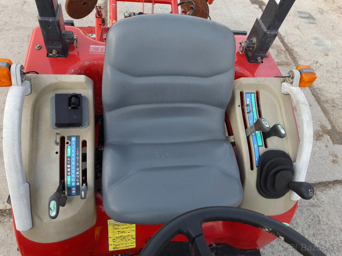 Malotraktor YANMAR AF120 - 9