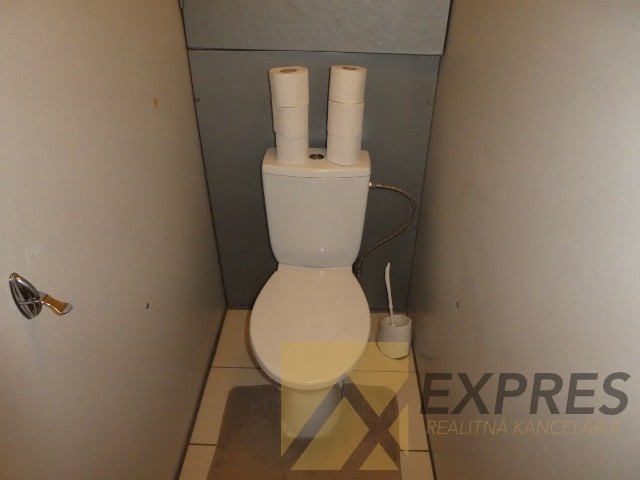 RK EXPRES - na predaj 1 izbový byt v Handlovej, ul. Mostná. - 9