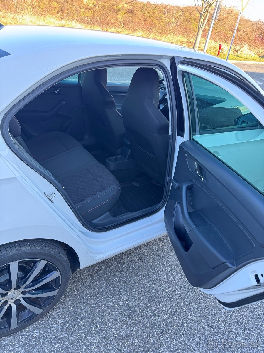 Škoda rapid 1.6tdi - 9