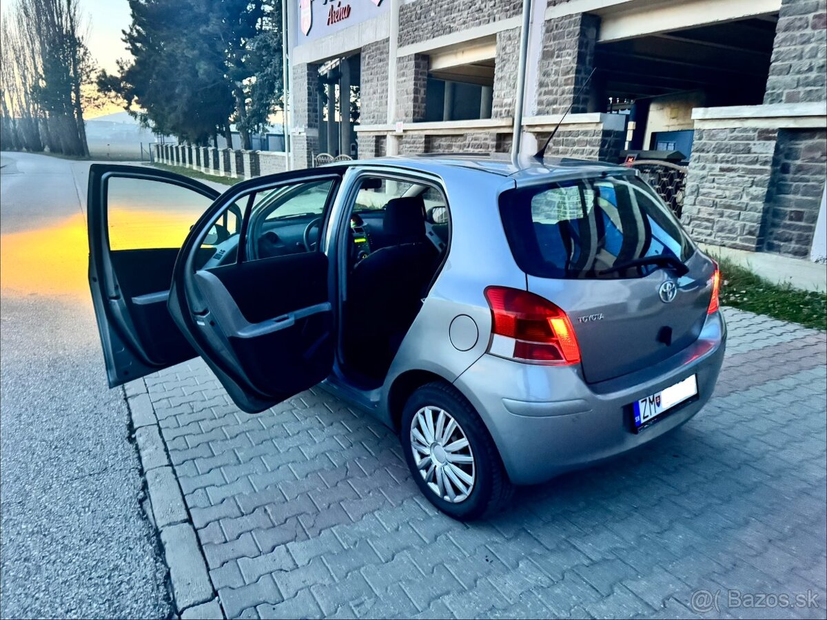 Yaris 1.33 - 9