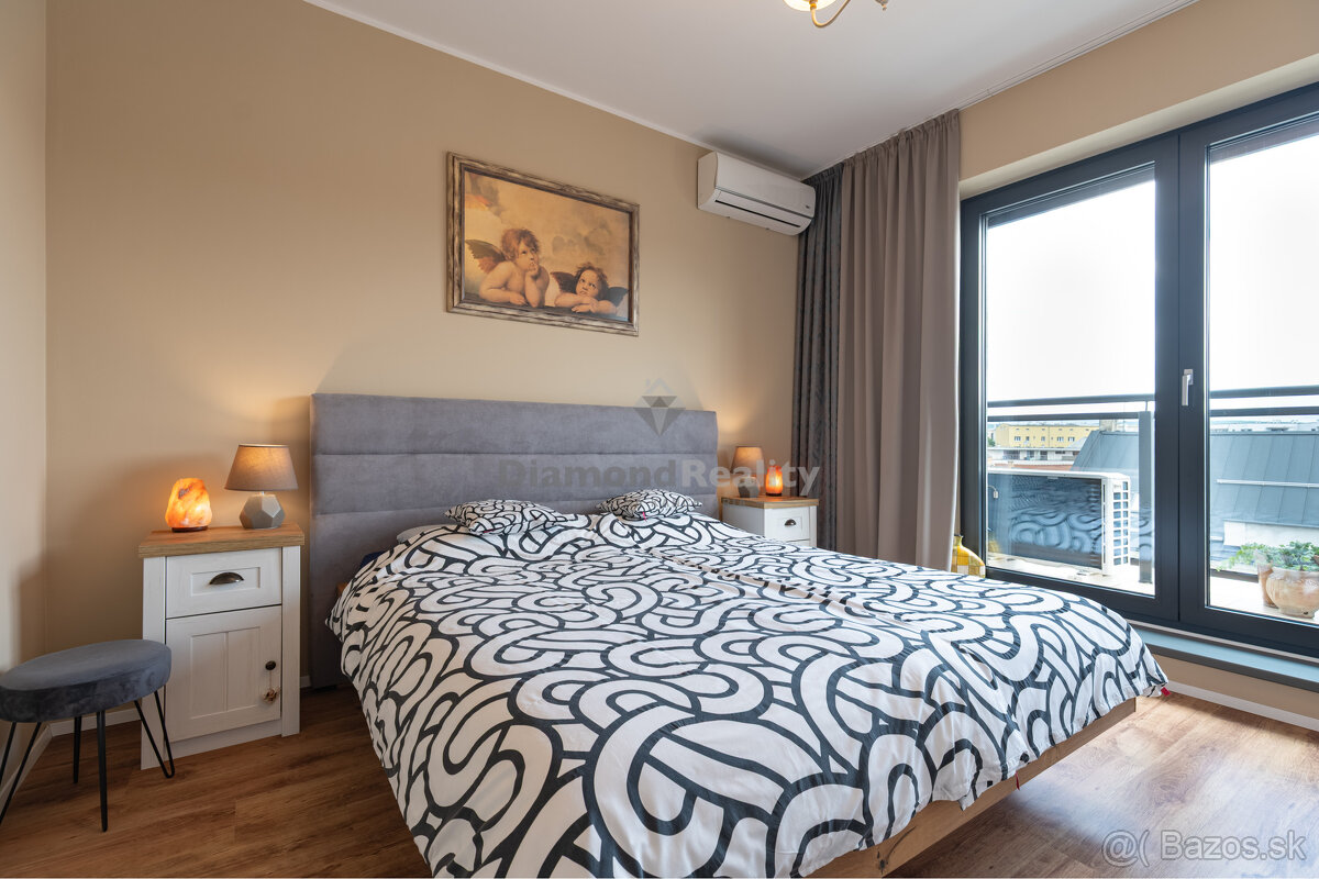 REZERVOVANÉ | NA PREDAJ 3 IZBOVÝ BYT S TERASOU V IKONICKEJ N - 9