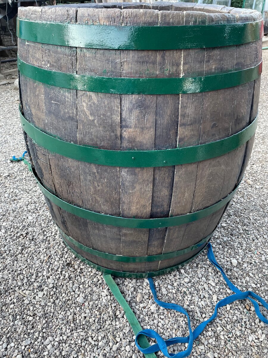 Predám veľký dubový sud objem 408l - 9