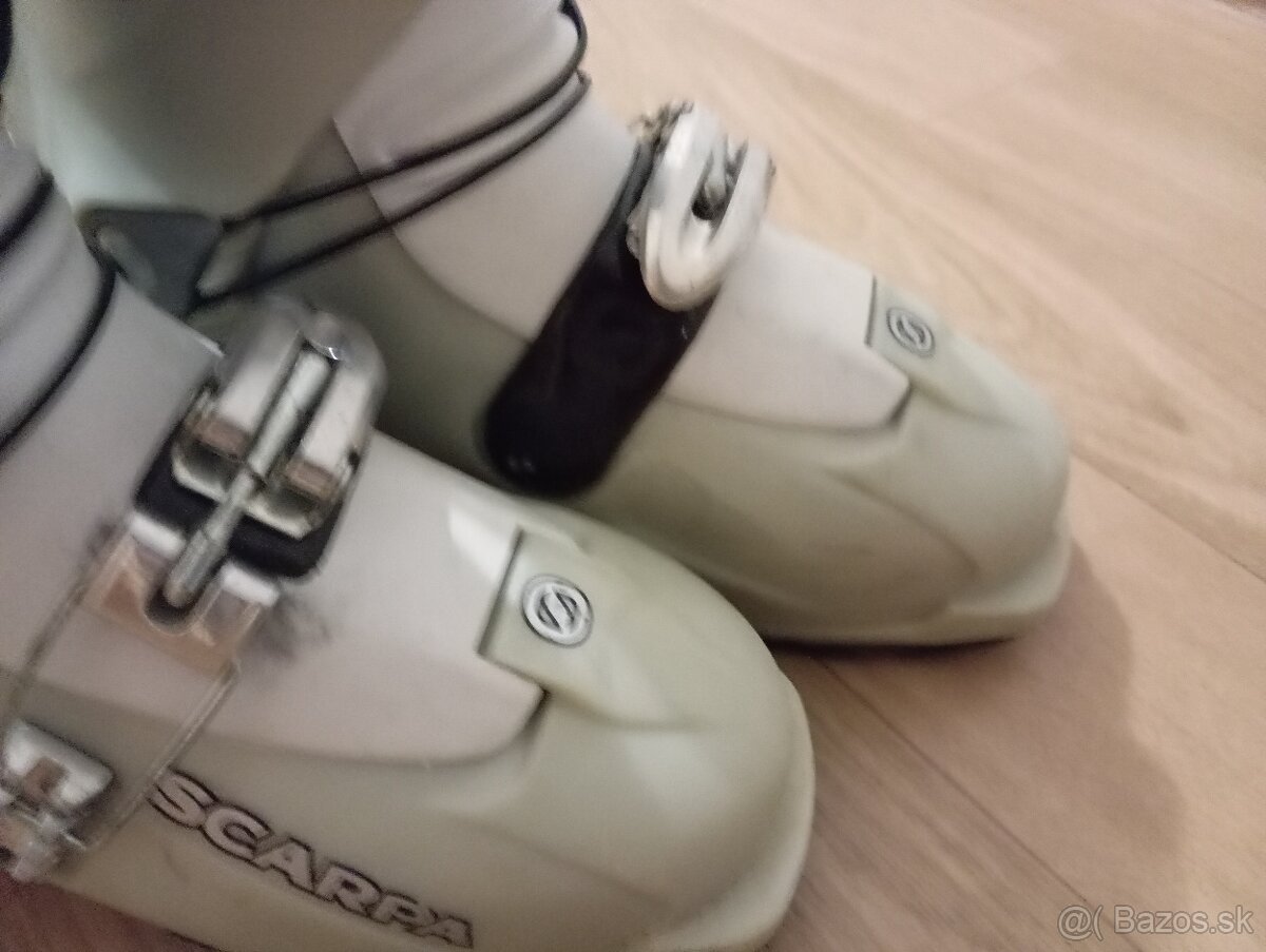 Skialpové lyže Fischer 140 - 9