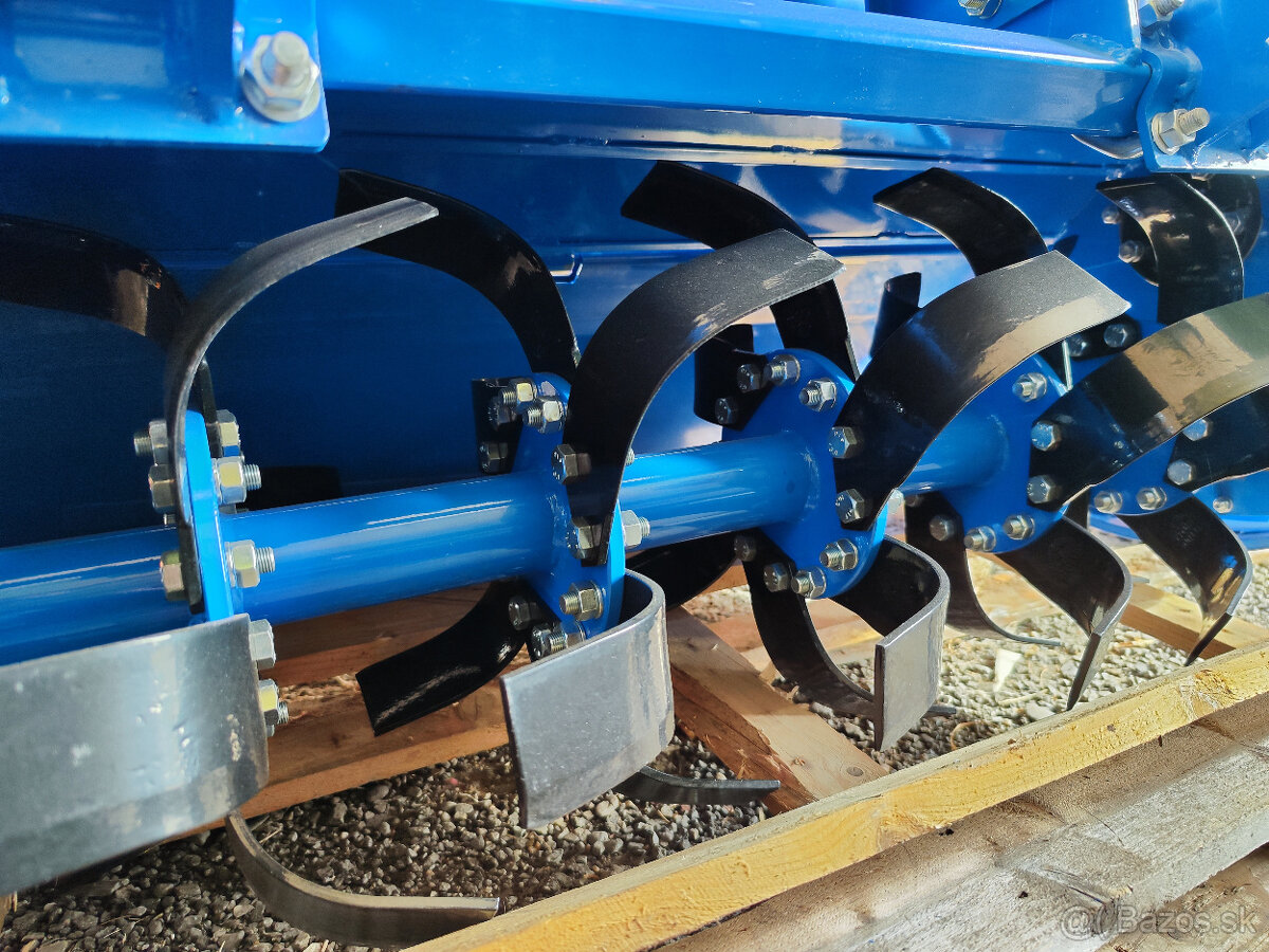 Traktor Solis 16 4WD - 9