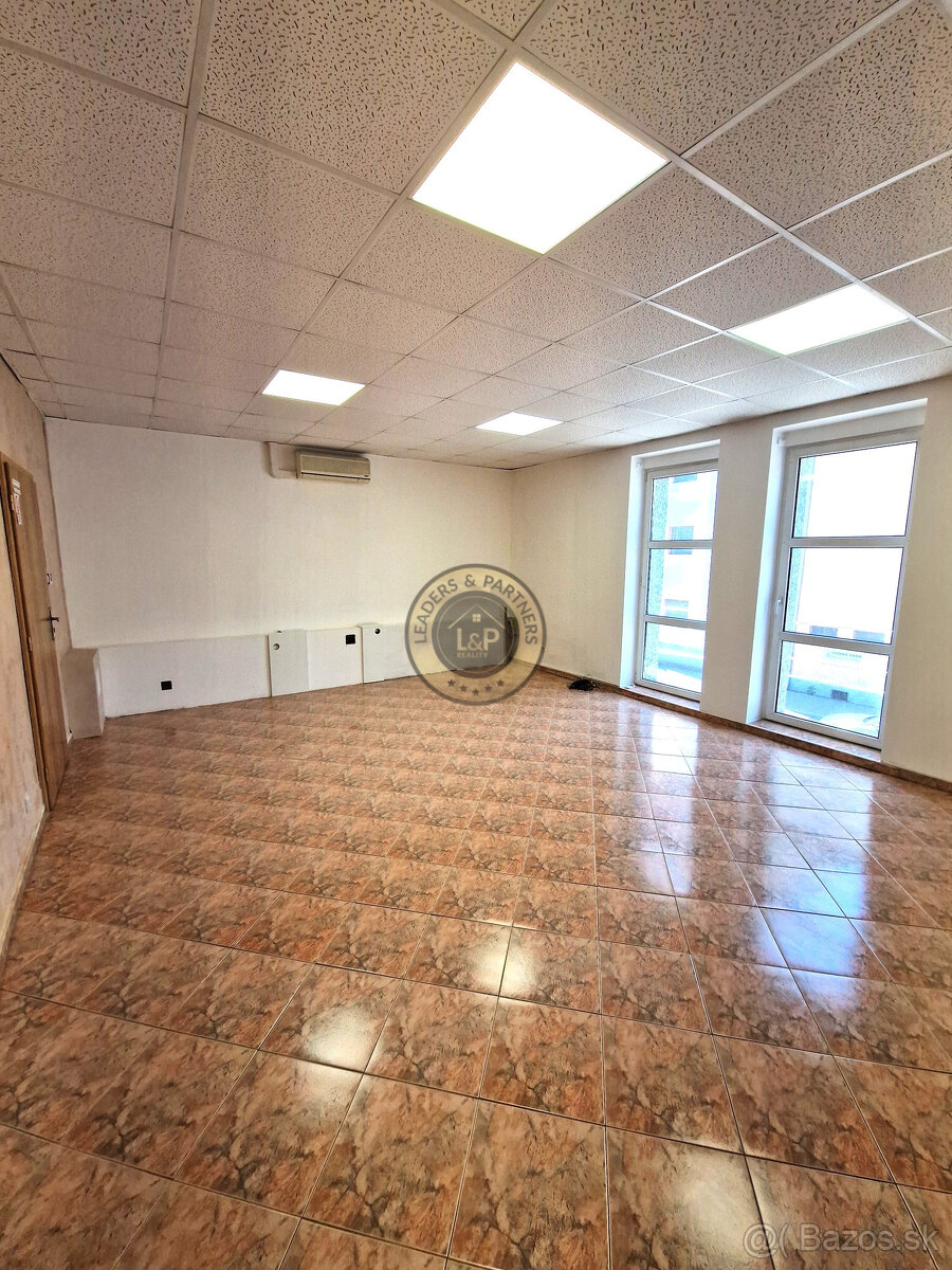 Na prenájom kancelárske a obchodné priestory v Trnave - 9