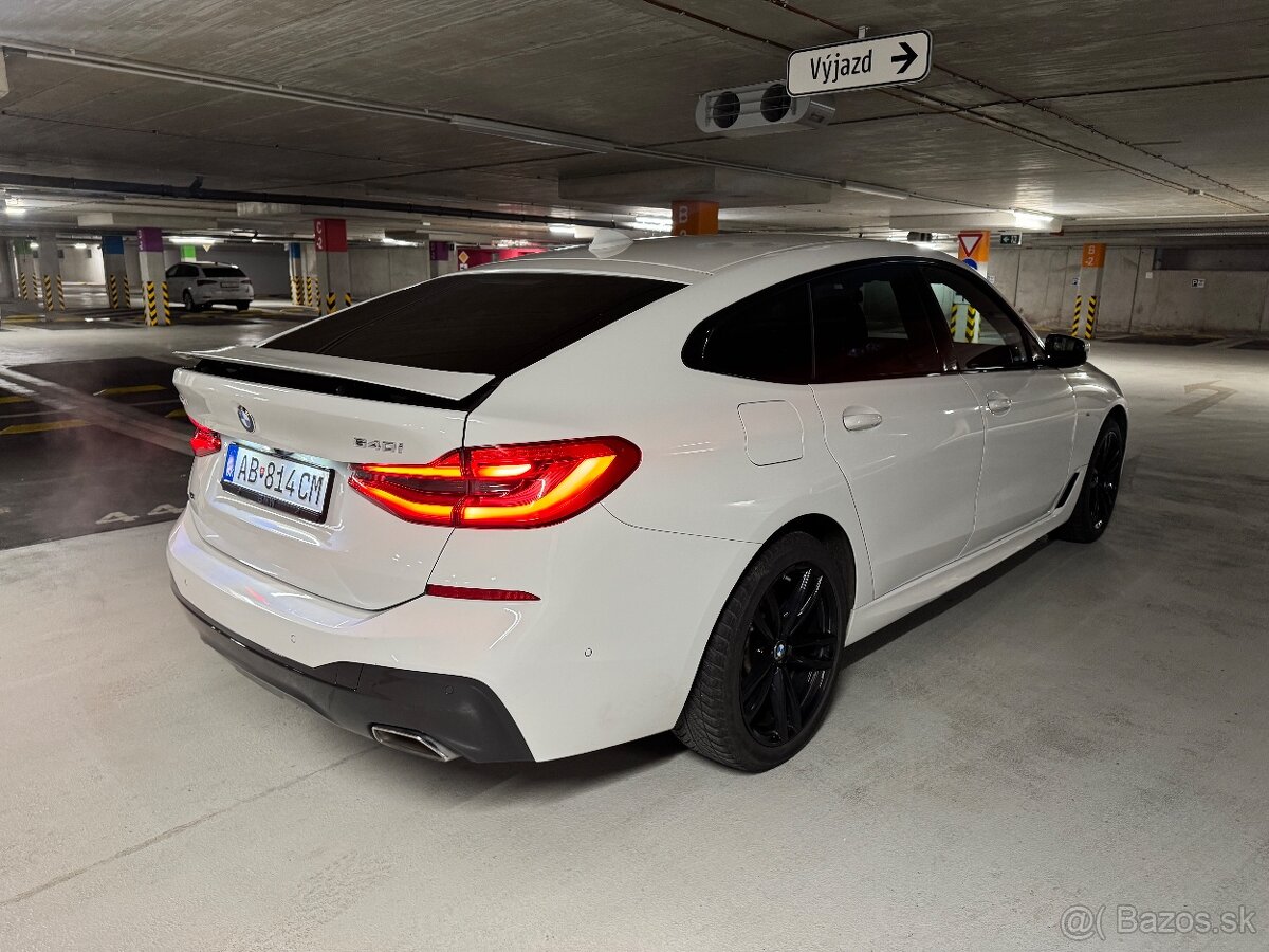 BMW Rad 6 GT 640i xDrive 250kw masáže, natáčacia náprava - 9