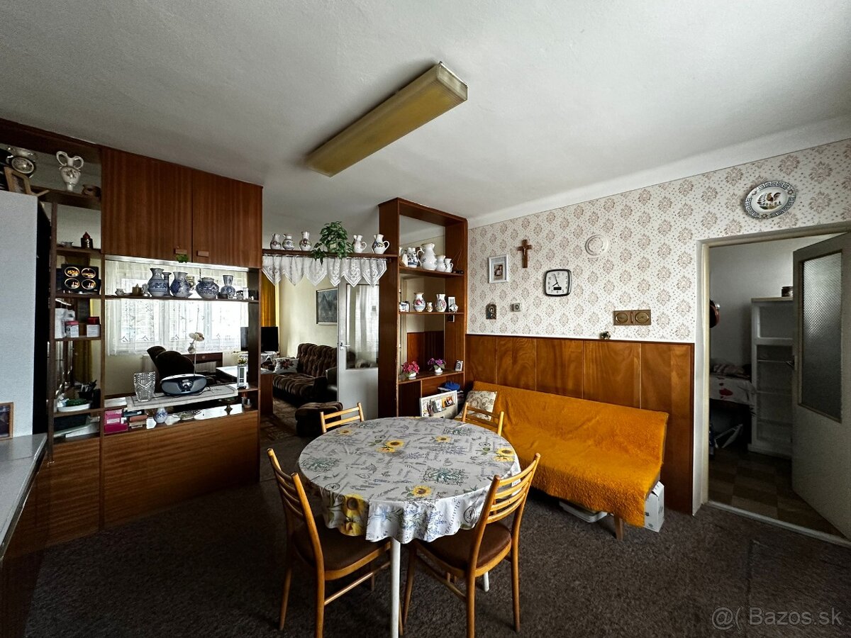 Zľava Pekný, veľký RD Kopčany - 9