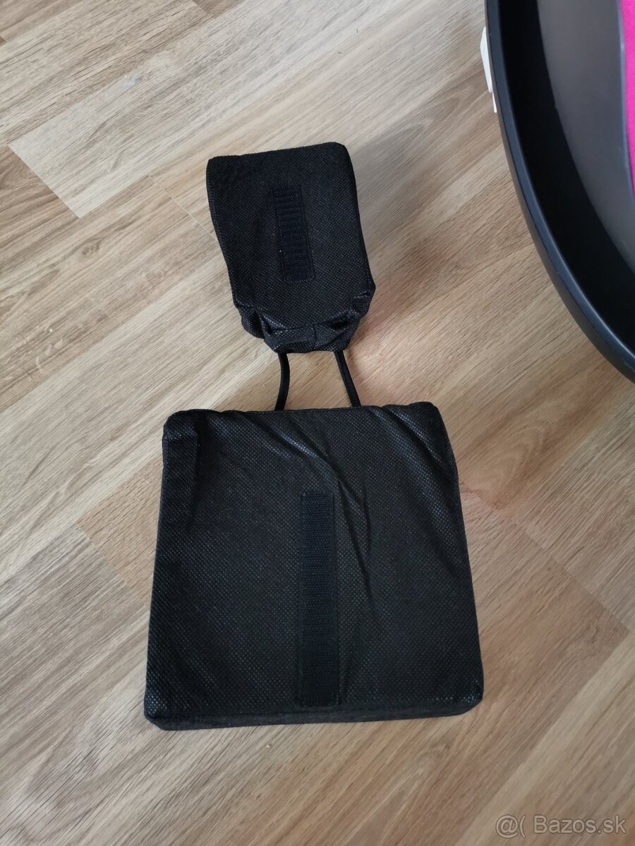 Autosedačka Cybex sirona M2 i-size
- 9