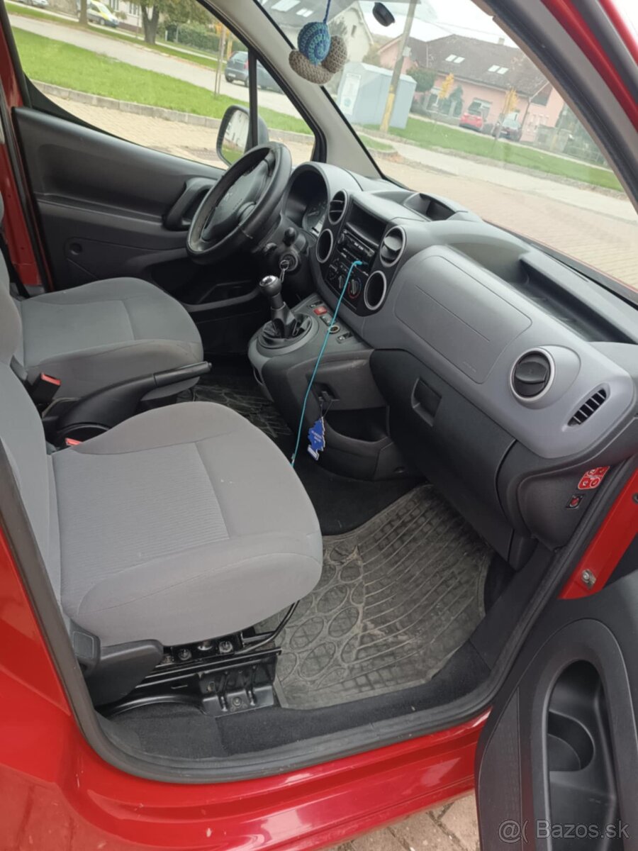 Predám Peugeot partner 1.6hdi - 9