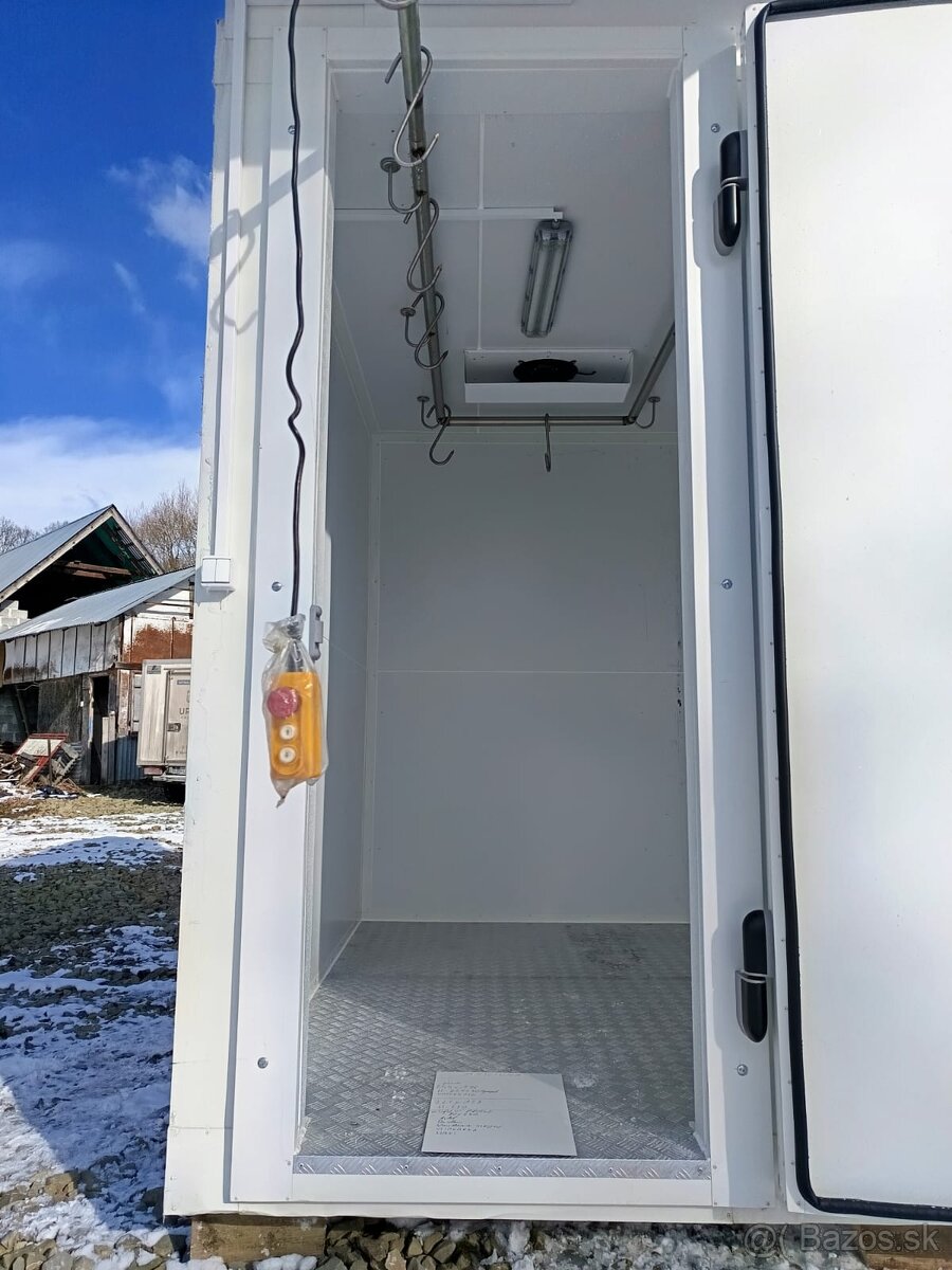 CHLADIACI KOMORA NA ZVER - 9