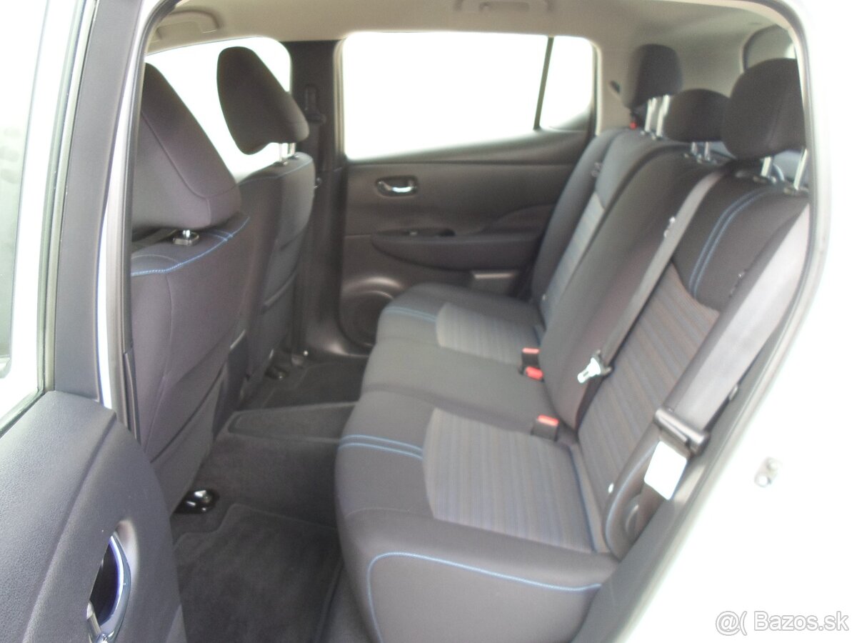 Nissan Leaf Acenta,automat,110kW kamera,navi,LED - 9