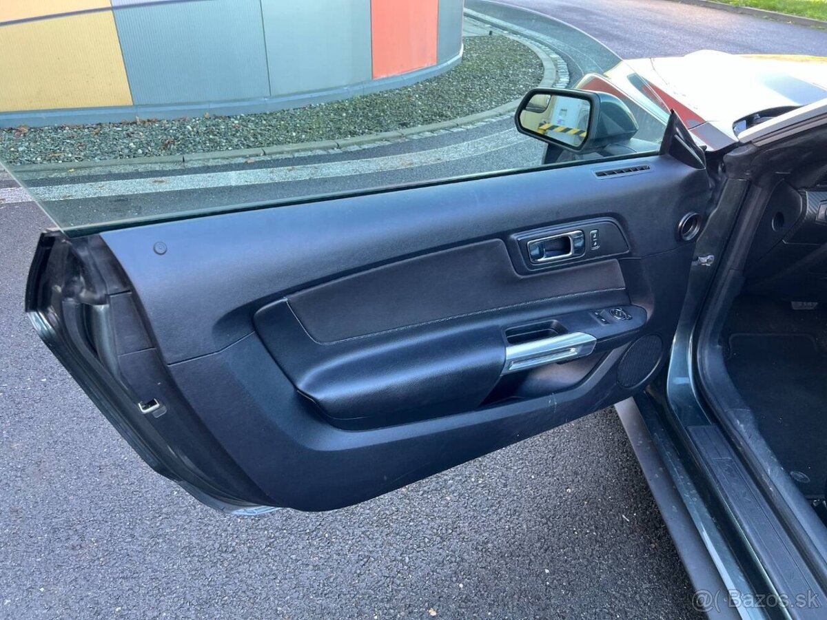 Ford Mustang 3.6 V6 224kw automat s pádly - 9
