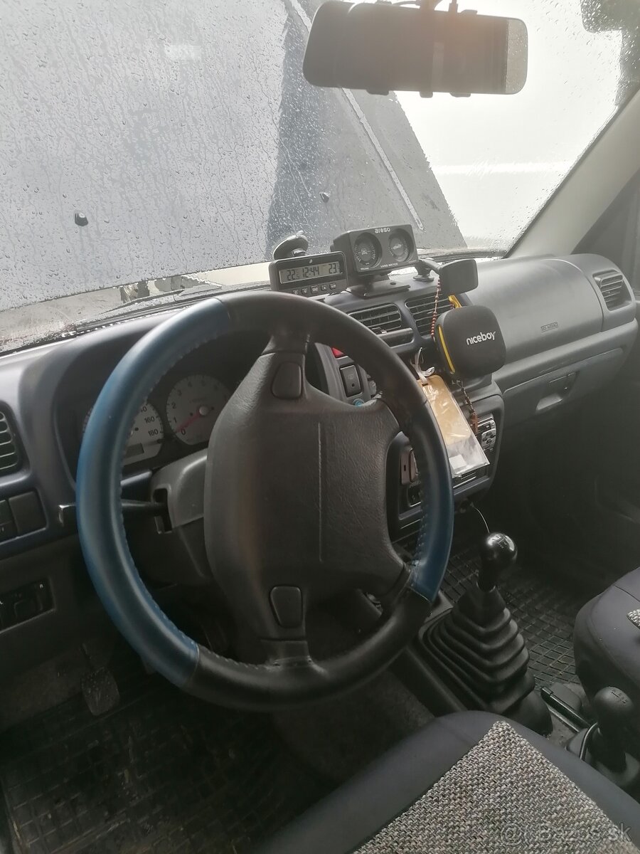 Suzuki Jimny FREEZER limited 1.3 Off Road - 9