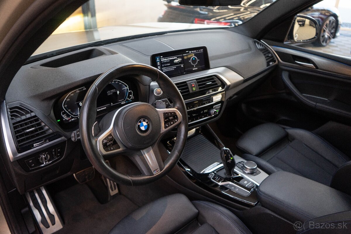 BMW X3 xDrive30e A/T - 9