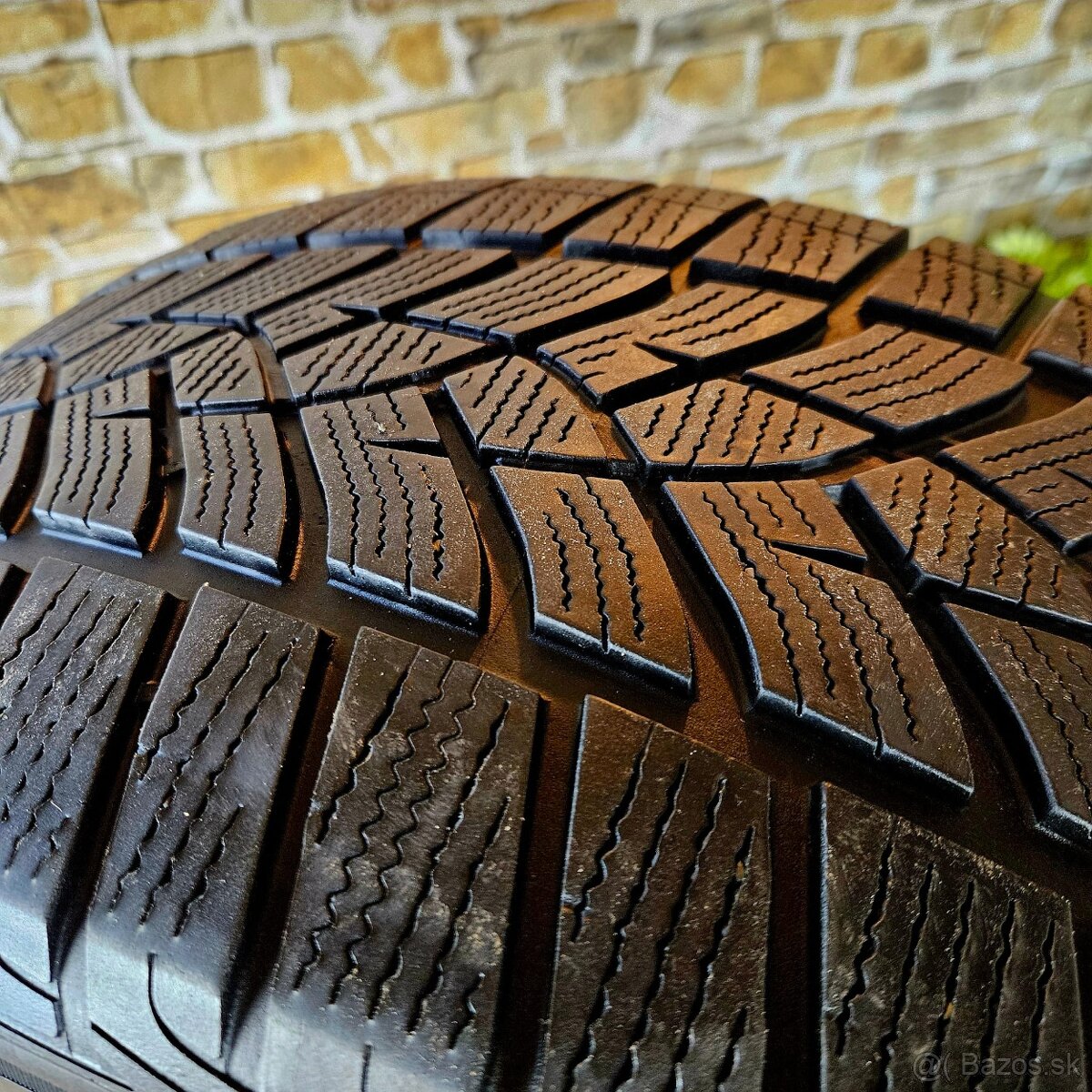 R19 5x108 Jaguar F-Pace + 255/55R19 - 9