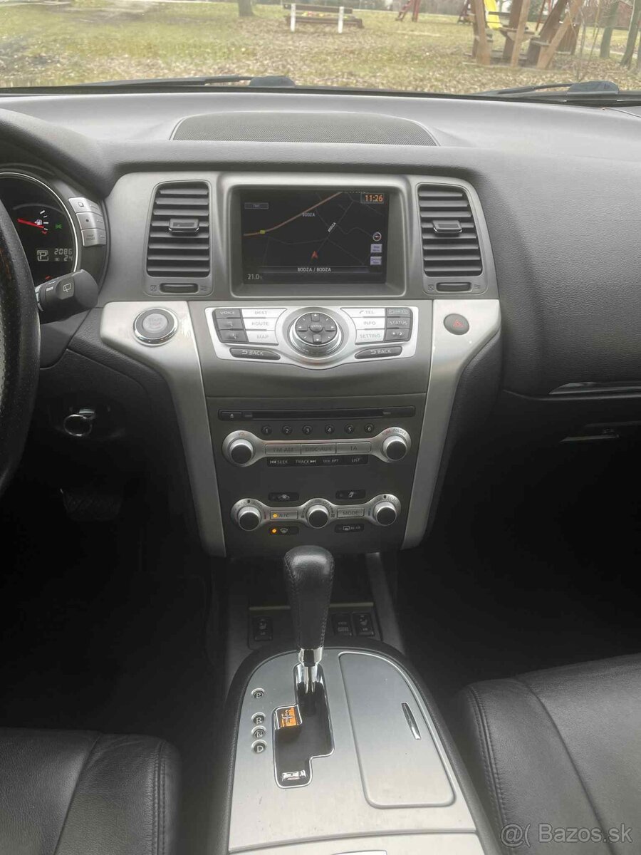 Nissan Murano 2.5 dCi Premium A/T - 9