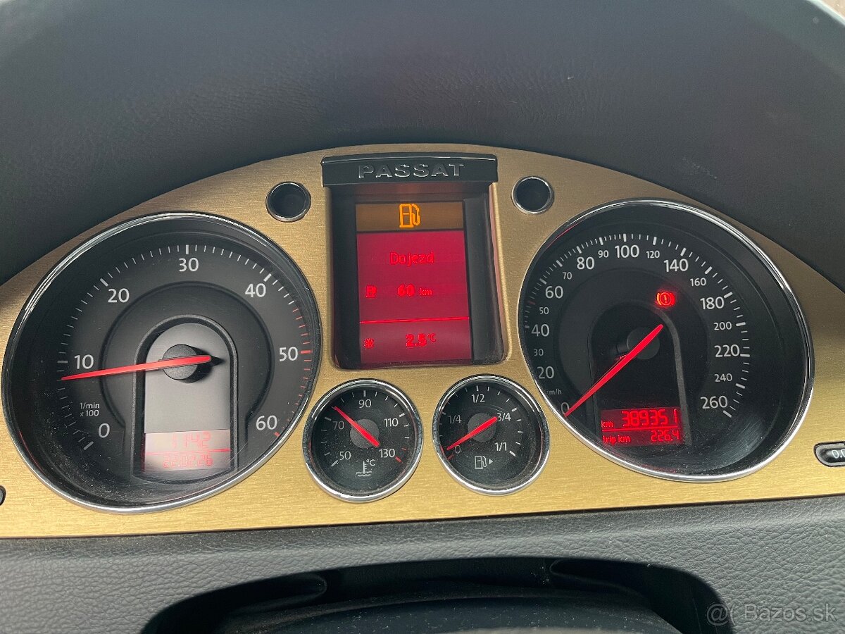 Volkswagen Passat B6 - 9