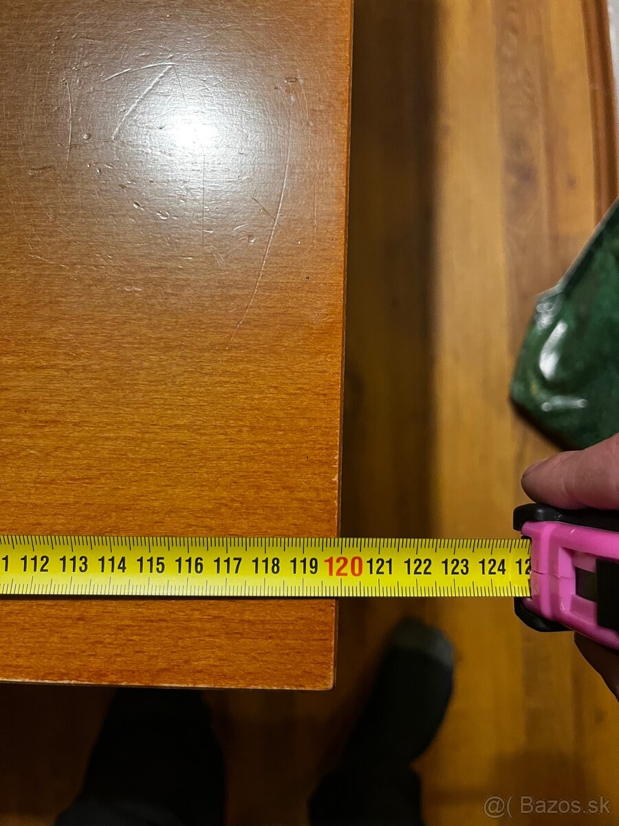 Jedálenský stôl - 9