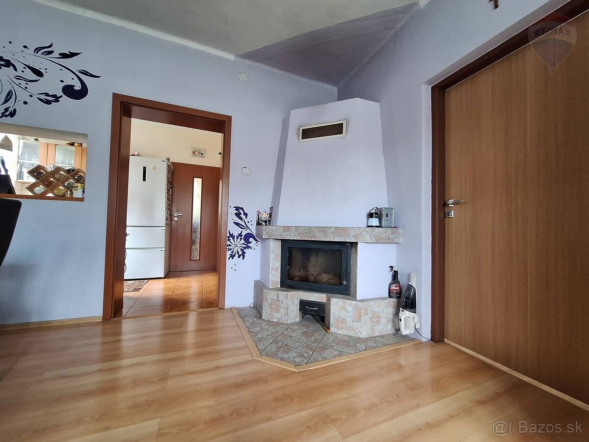 - - - VÝRAZNE ZNÍŽENÁ CENA - - - Rodinný dom s dielňou v Dol - 9