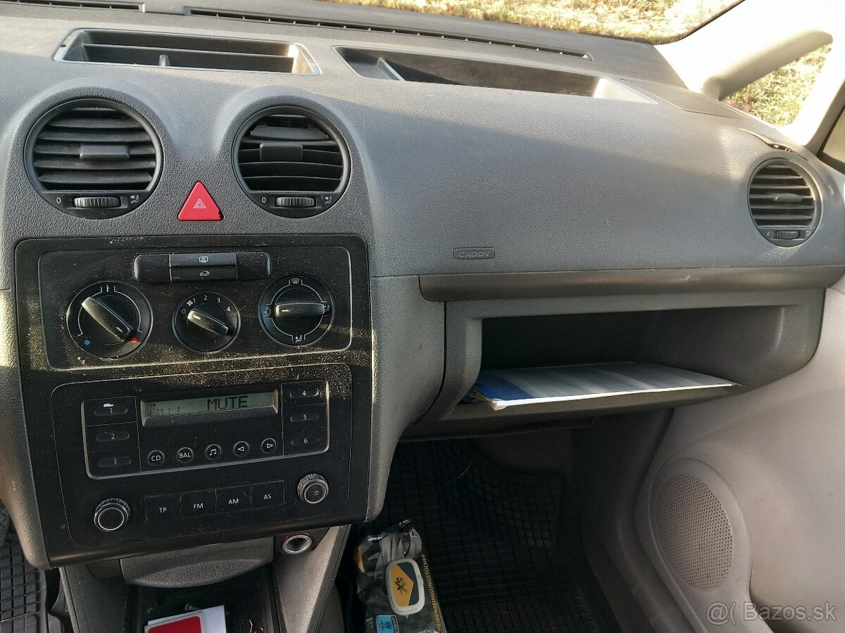 VW Caddy 2.0 SDI ,51 kW. Model 2005 .Nová STK. - 9