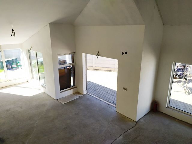 Výrobno-skladový objekt s administratívou na predaj - 9