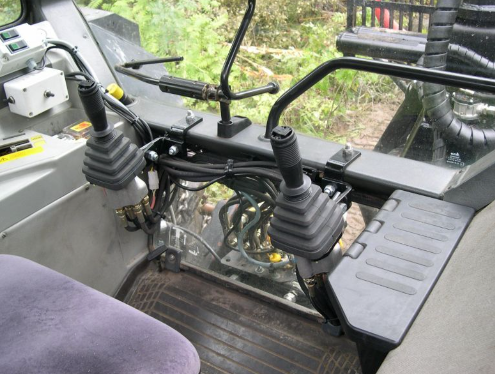 Vyvážačka FaoFar 842 - 9