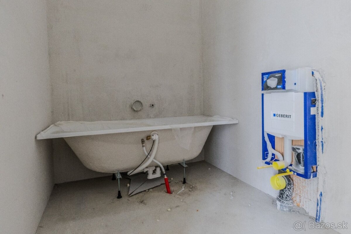 NA PREDAJ - nový, nezariadený 2-izbový byt so záhradou - Hru - 9