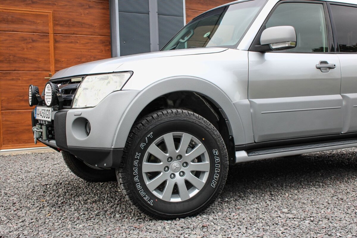 Mitsubishi Pajero 3.2DI-D LWB A/T KOMPLETNA REKONSTRUKCIA - 9