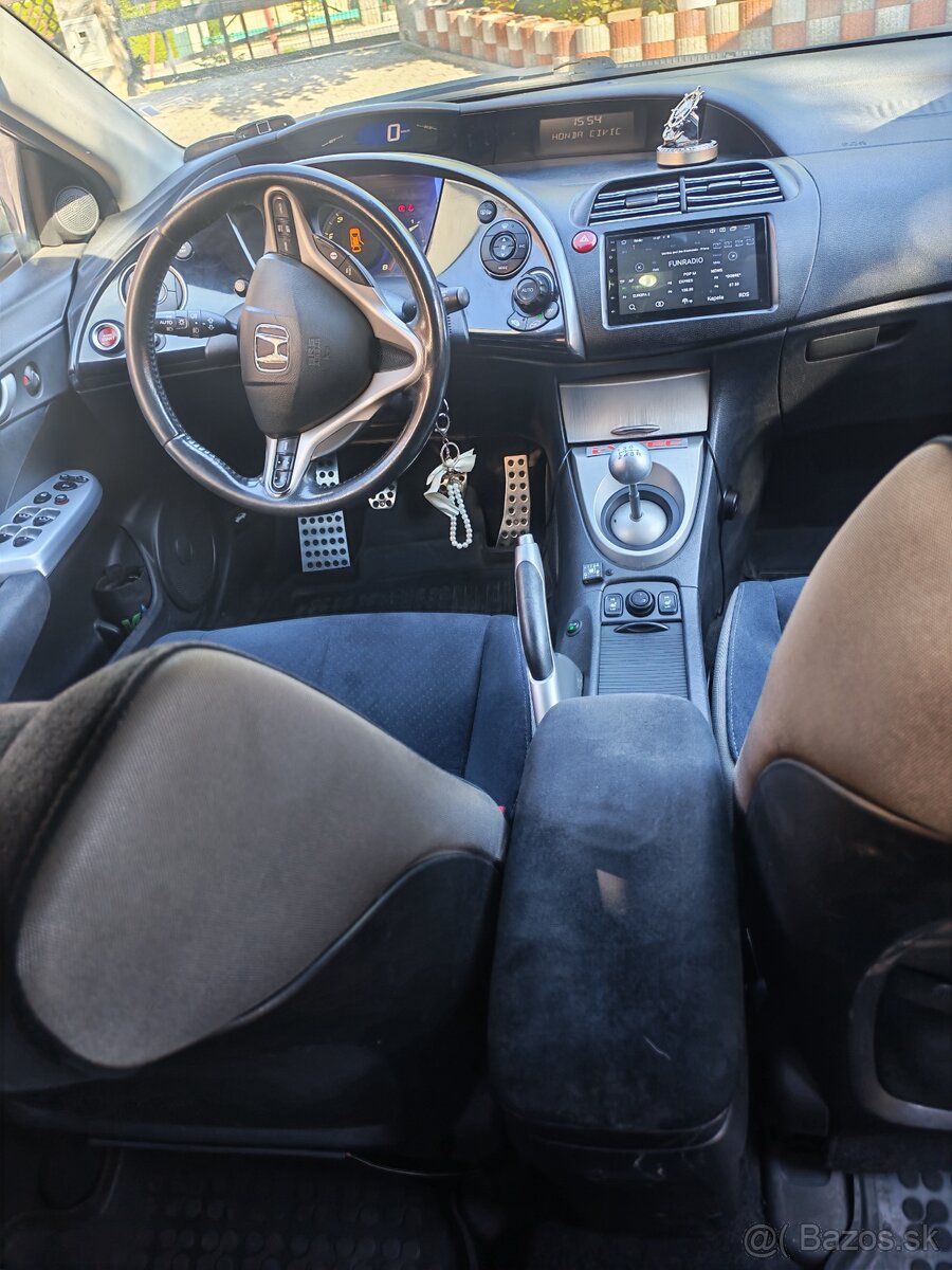 Honda Civic 1.8 i-VTEC + LPG 2007 - 9